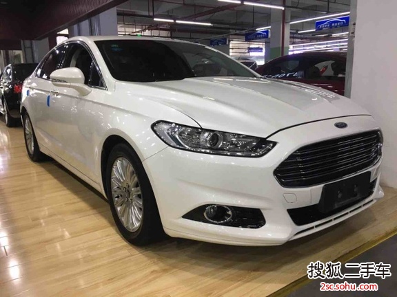 福特蒙迪欧2013款2.0L GTDi240 豪华运动型