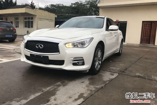 英菲尼迪Q50L2016款2.0T 悦享版