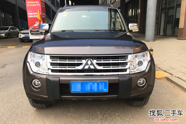 三菱帕杰罗2011款3.0L GLX 自动 四驱