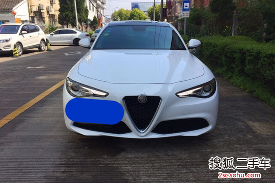 阿尔法罗密欧Giulia2017款2.0T 200HP 豪华版