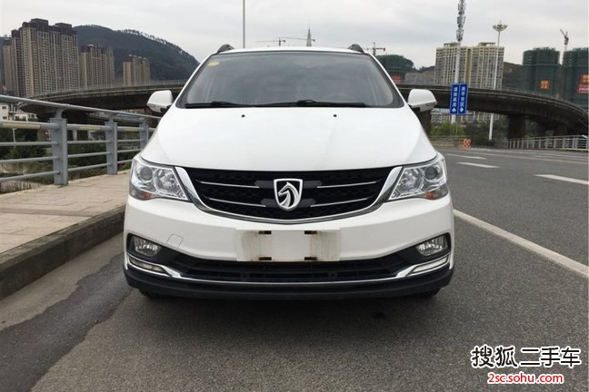 宝骏7302016款1.5L 手动舒适型 7座