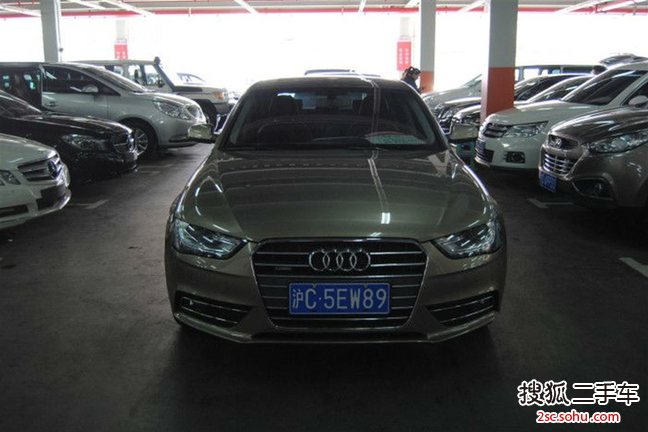 奥迪A4L2013款35 TFSI 自动技术型