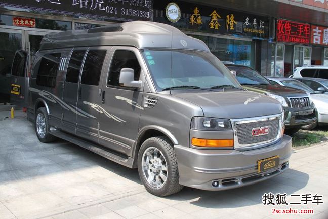 GMC Savana2013款6.0L 领袖级商务车