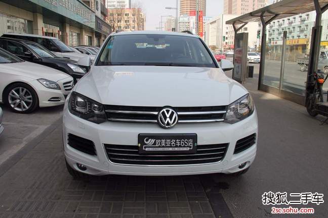 大众途锐2011款3.0TSI V6 标配型 