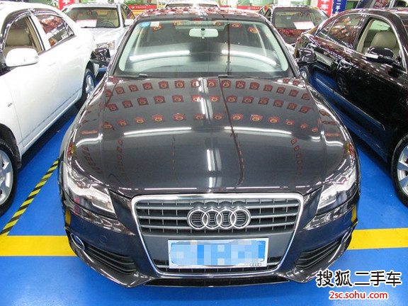 奥迪A4L2012款2.0TFSI 舒适型