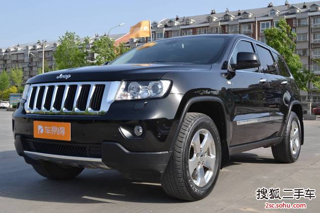 Jeep大切诺基2012款3.6L 豪华导航版