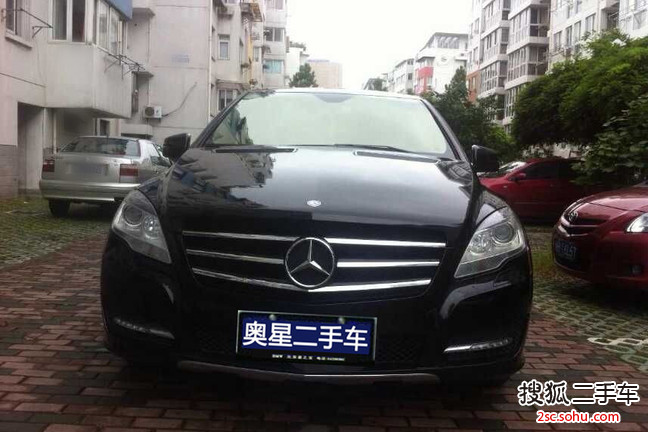 奔驰R级2011款R350L 4MATIC