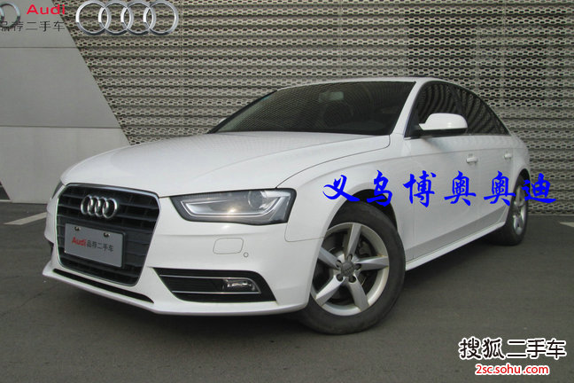 奥迪A4L2013款35 TFSI 自动舒适型