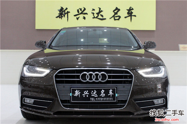 奥迪A4L2013款35 TFSI 自动标准型