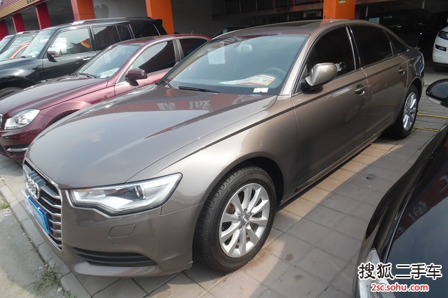 奥迪A6L2012款TFSI 标准型(2.0T)