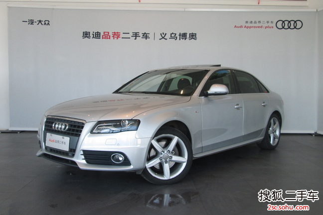 奥迪A4L2011款2.0TFSI 运动型