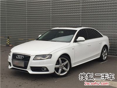 奥迪A4L2010款2.0TFSI 运动型