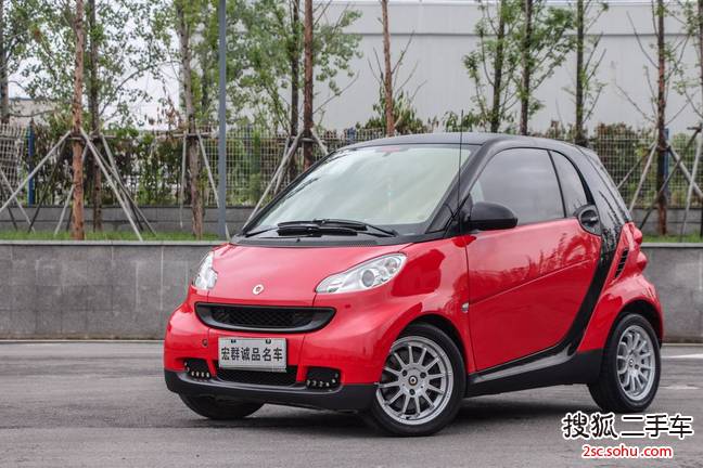 smartfortwo2011款1.0L MHD 硬顶标准版