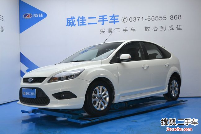 福特福克斯两厢2013款两厢经典 1.8L 手动基本型