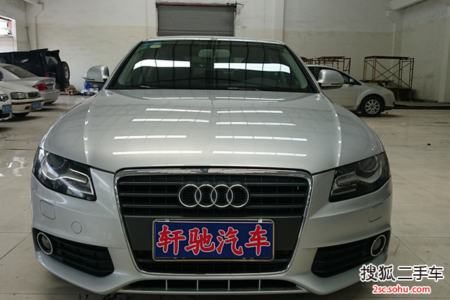 奥迪A4L2010款2.0TFSI 豪华型