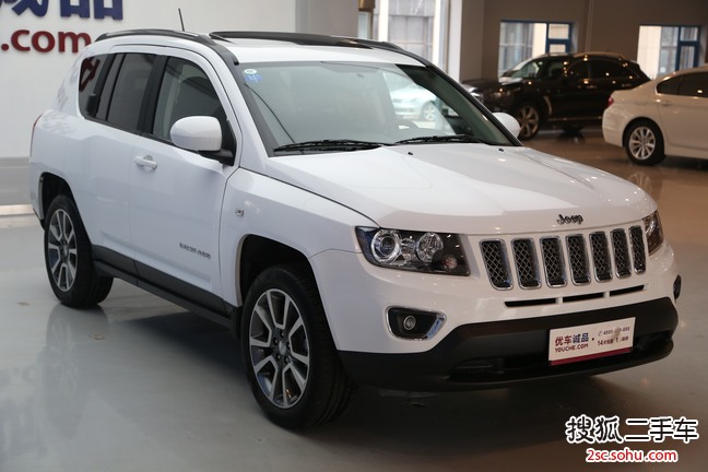 Jeep指南者2014款2.0L 两驱豪华版