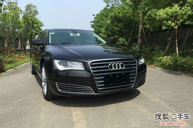 奥迪A8L2011款3.0TFSI low quattro 豪华型