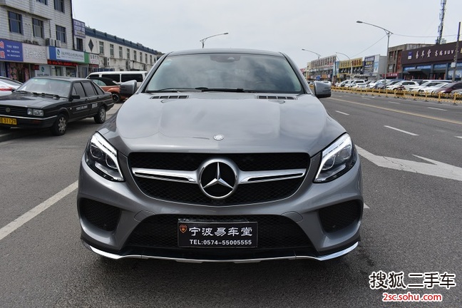 奔驰GLE级2015款320 4MATIC