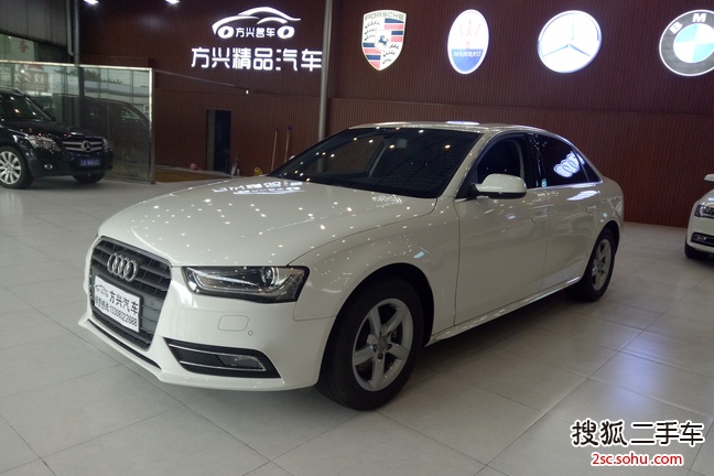 奥迪A4L2013款30 TFSI 自动舒适型