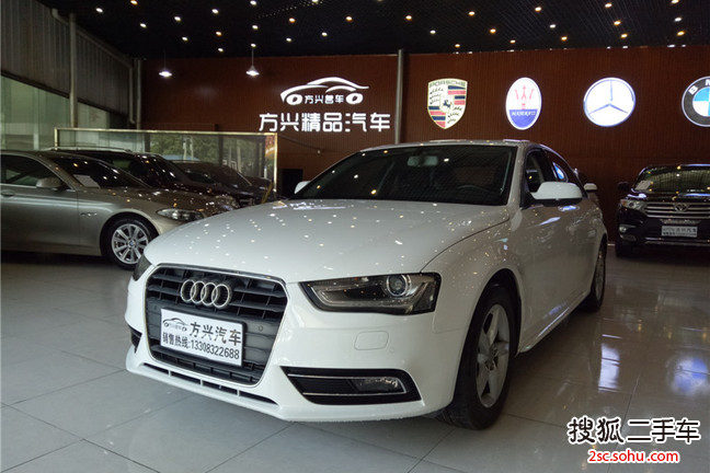 奥迪A4L2015款35 TFSI 自动标准型