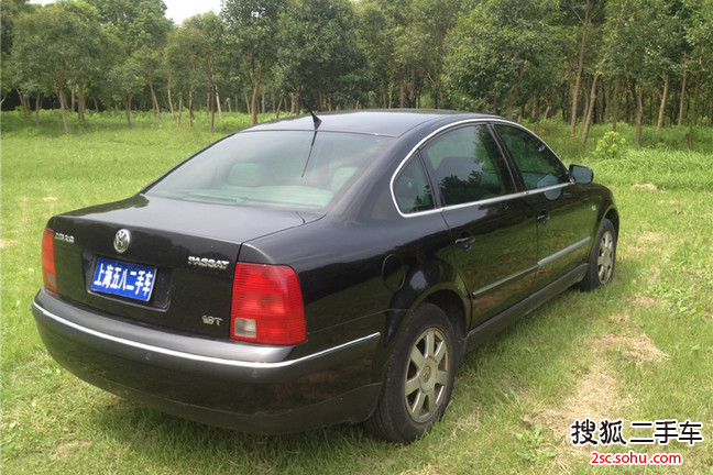 上海-大众帕萨特-05款1.8t手自一体豪华型