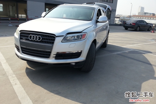 奥迪Q72008款4.2FSI quattro 技术型