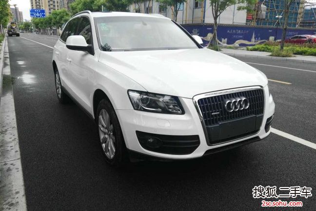 奥迪Q52010款2.0TFSI 技术型