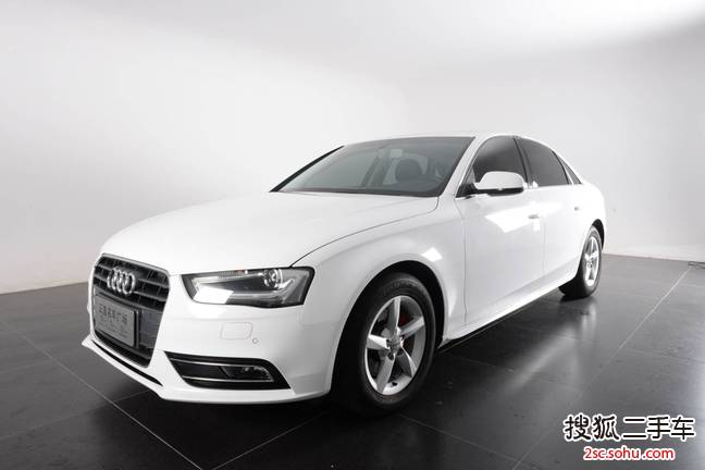 奥迪A4L2013款35 TFSI 自动标准型