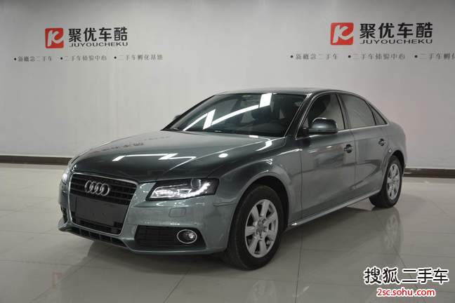 奥迪A4L2011款2.0TFSI 标准型