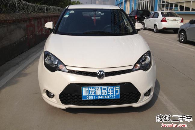 MG32013款1.5L 自动精英版