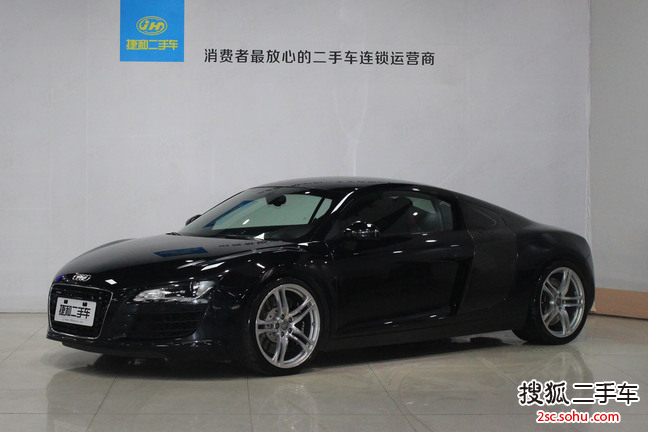 奥迪R82008款4.2FSI quattro