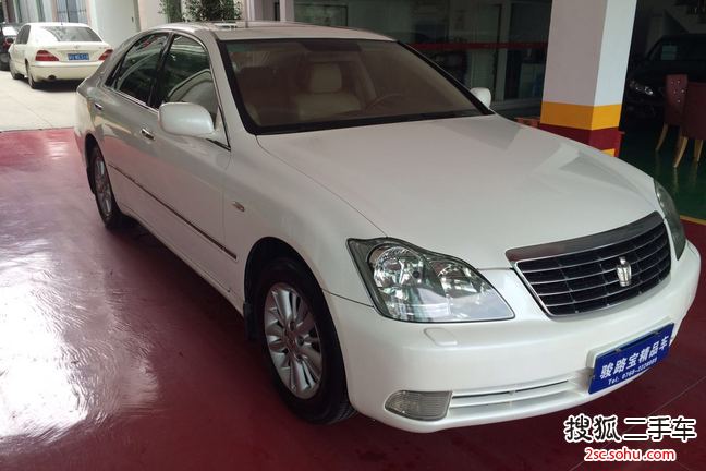 丰田皇冠2005款3.0L Royal Saloon G