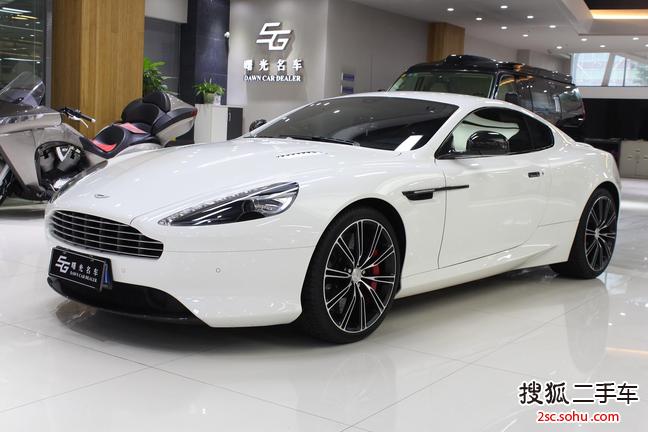 阿斯顿马丁DB92014款6.0L Carbon White Coupe