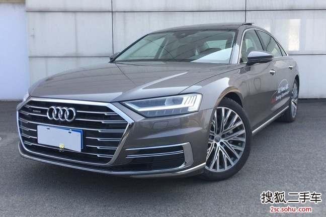 奥迪A8L2018款55 TFSI quattro豪华型