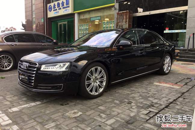 奥迪A8L2014款6.3 FSI W12 quattro专享型