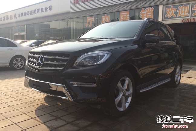 奔驰M级2014款ML320 4MATIC