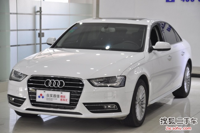 奥迪A4L2016款35 TFSI 典藏版 自动标准型