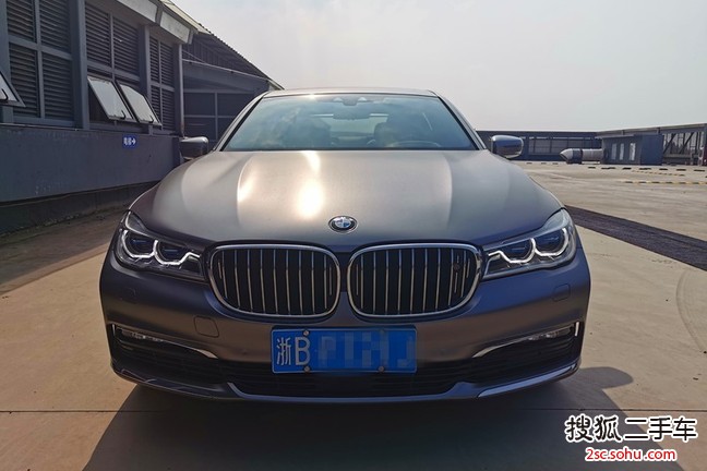 宝马7系2017款750Li xDrive 个性化定制版 四座