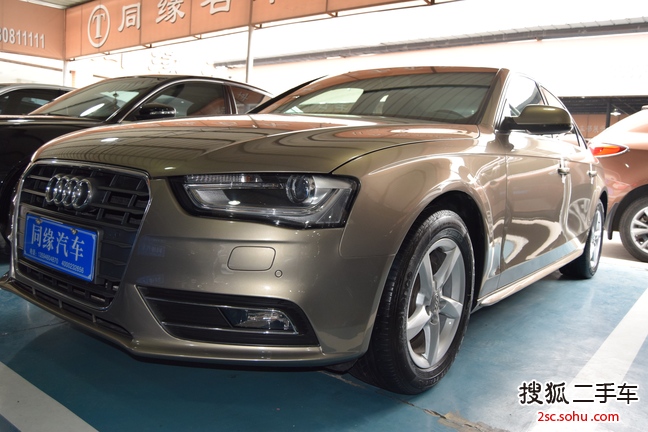 奥迪A4L2013款35 TFSI 自动舒适型