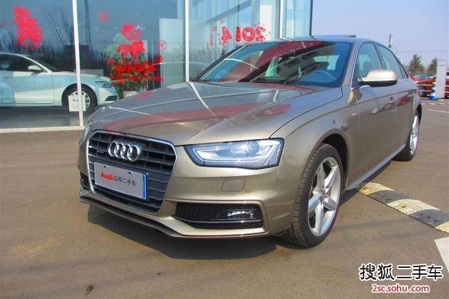 奥迪A4L2013款40 TFSI quattro运动型