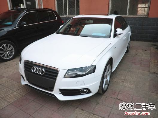 奥迪A4L2011款2.0TFSI 豪华型