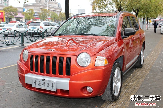 Jeep指南者2009款2.4L 限量版