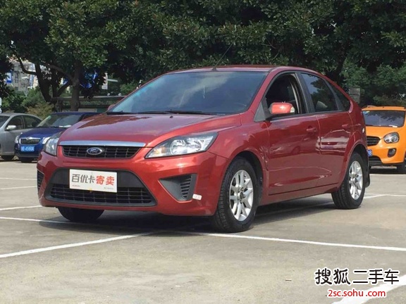 福特福克斯两厢2012款两厢经典 1.8L 自动基本型