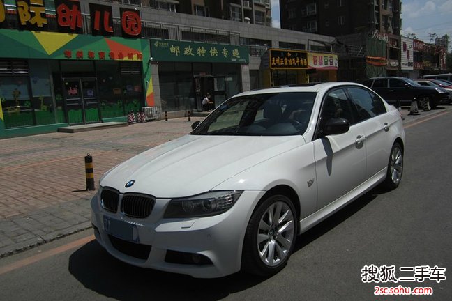 宝马3系2010款325i 豪华型