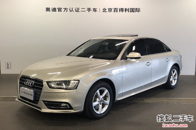 奥迪A4L2013款35 TFSI 自动舒适型