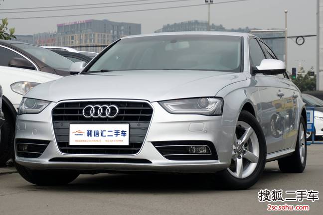 奥迪A4L2013款35 TFSI 自动标准型