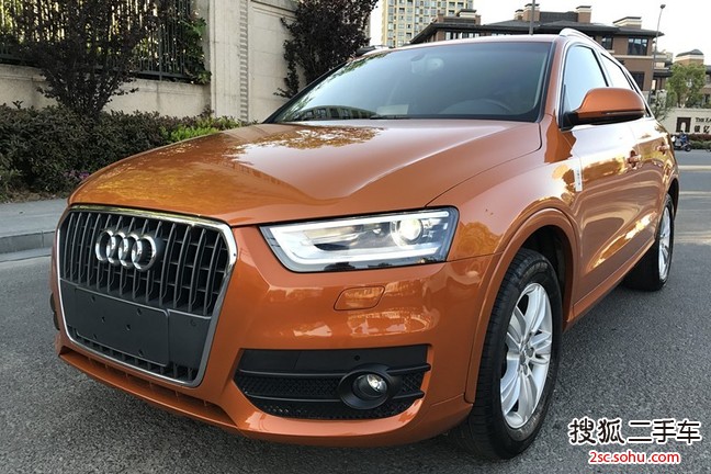 奥迪Q32015款35 TFSI quattro 豪华型