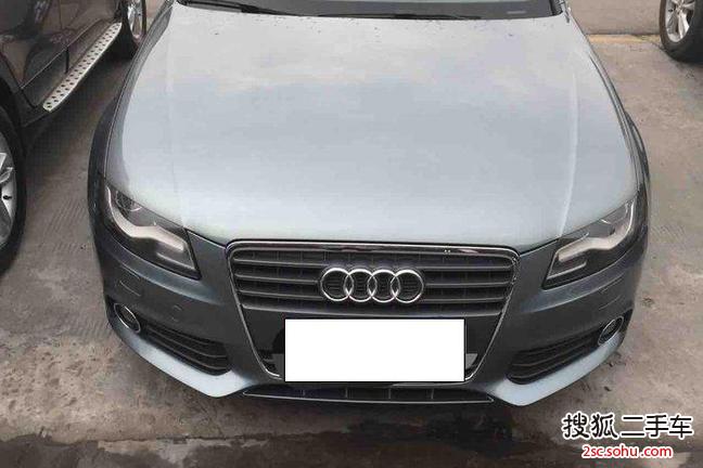 奥迪A4L2012款2.0TFSI 舒适型