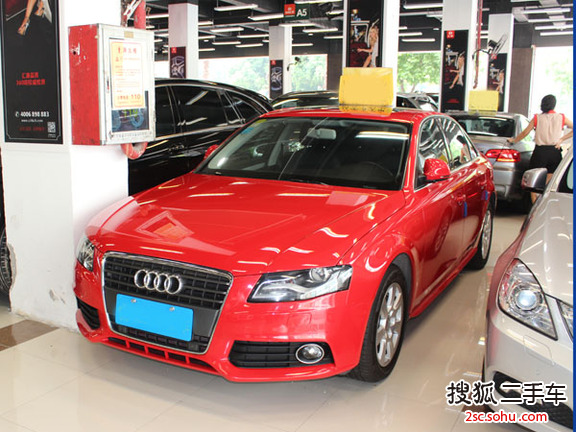 奥迪A4L2012款2.0TFSI 标准型