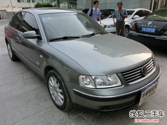 大众帕萨特领驭2005款1.8T 基本型手动